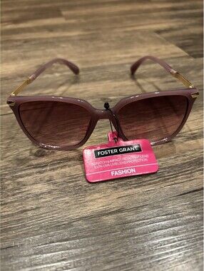 Foster Grant Sunglasses Womens NWT Minimalist Retro Trendy Sleek Luxe Timeless